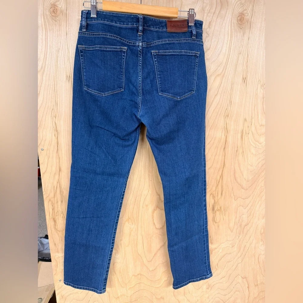 Ralph Lauren LRL Women's Size 6 Modern Straight Curvy Denim Blue Jeans - Picture 5 of 9